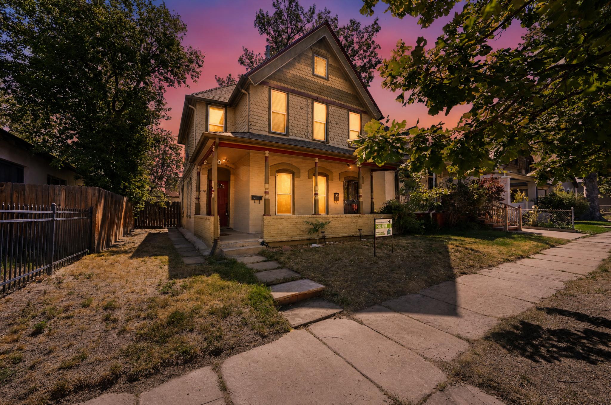 2136 Lafayette Street - 2136